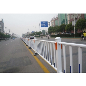 葫芦岛市市政道路护栏工程